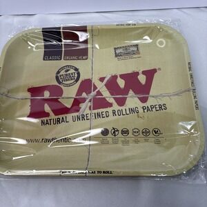 RAW Classic Large Rolling Tray Natural Hemp Papers
